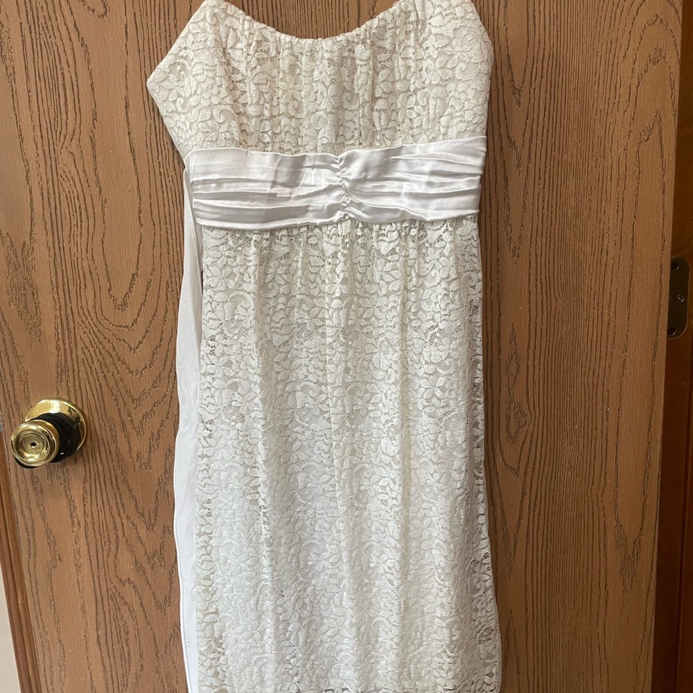 Taboo Strapless Lace Cocktail Dress in Ivory White